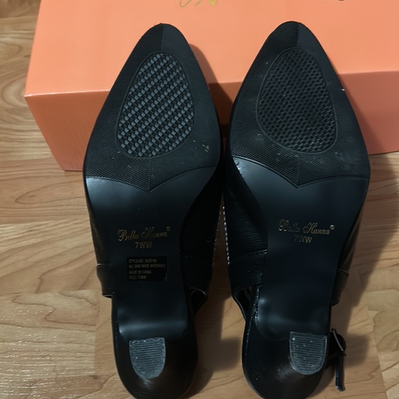 Luxury Heels - Picture 2 of 7